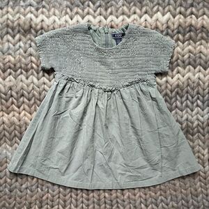 KIPP Sage Green Smocked Short Sleeve Girls Dress (Size 2)